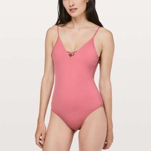 Shoreline one piece